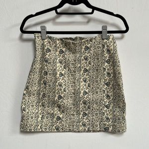 Free People skirt women's 10 printed blue boho mini skirt with zip back